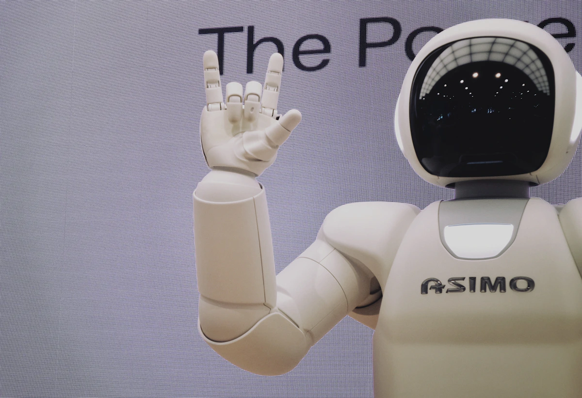 AI Chatbots vs AI Agents: Key Differences Explained [2026]